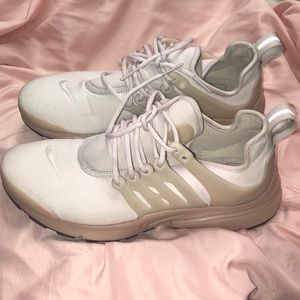 Used Women’s Nike Air Presto